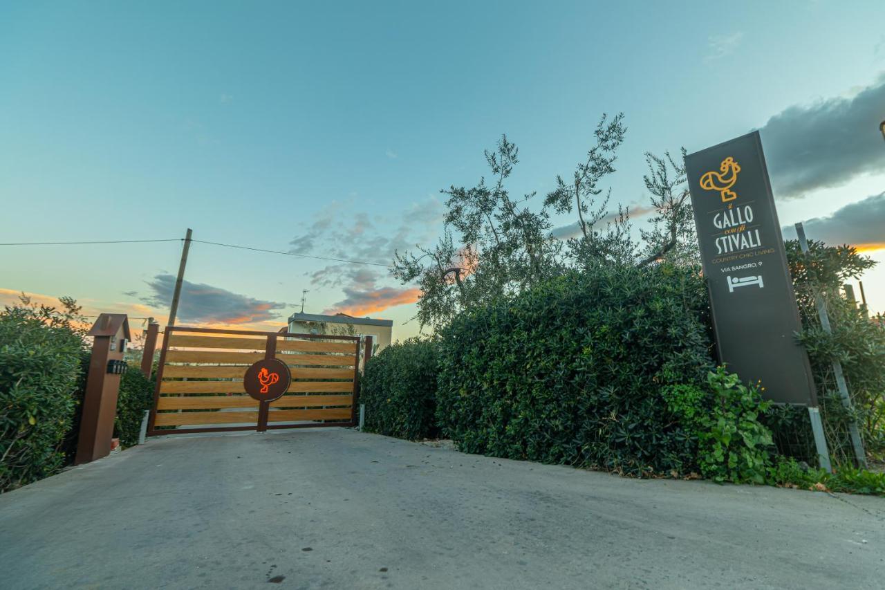 Il Gallo Con Gli Stivali Termoli Exterior foto